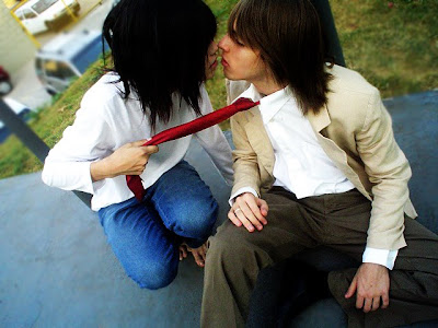 emo love kiss. emo love emo love kissing. emo love kiss. emo love