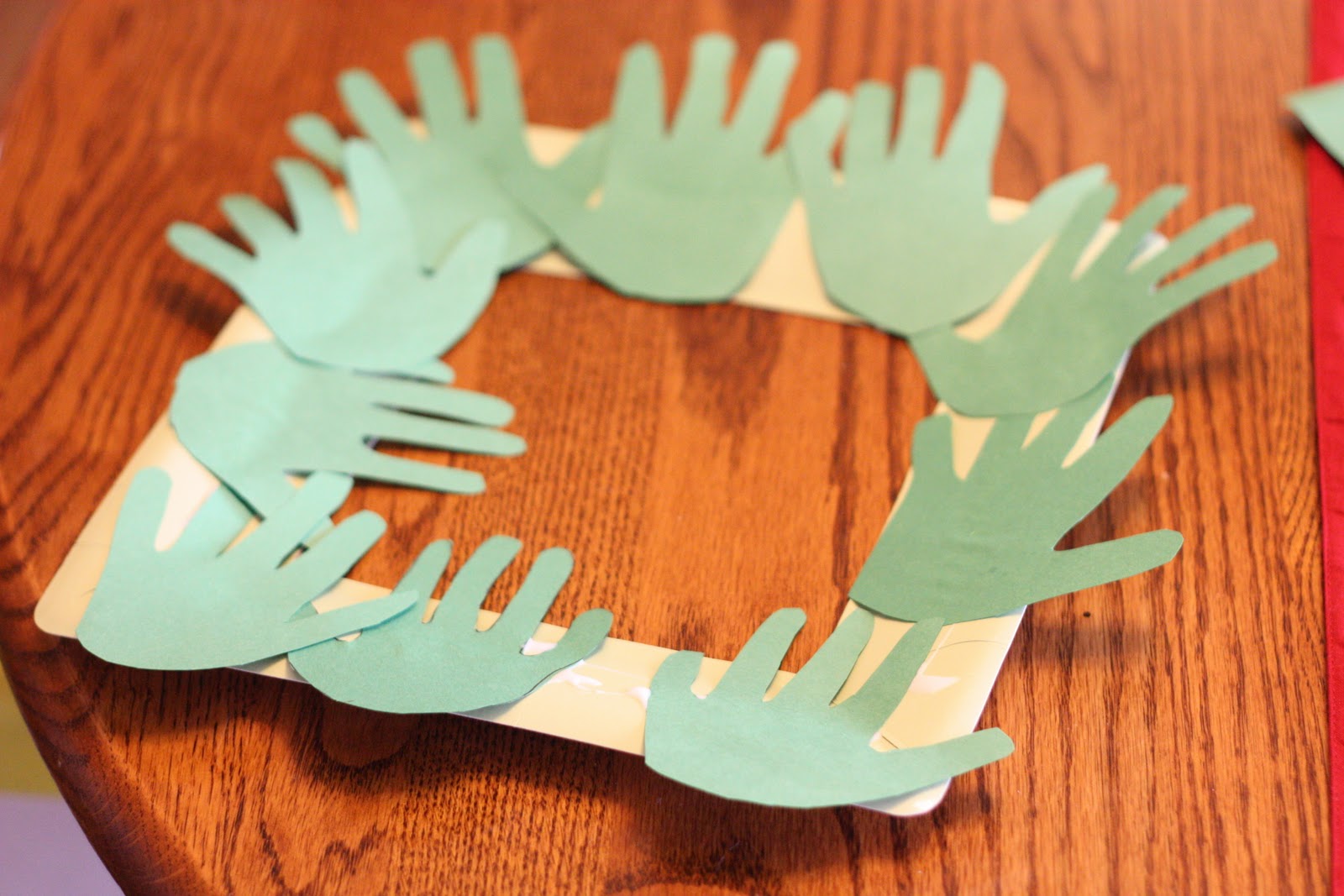 Handprint Christmas Wreath - I Can Teach My Child!