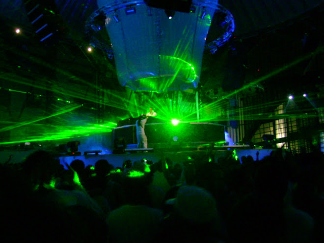 Sensation White 2008