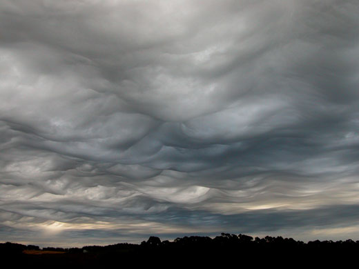 [Asperatus-cloud-Over-Burn-003.jpg]