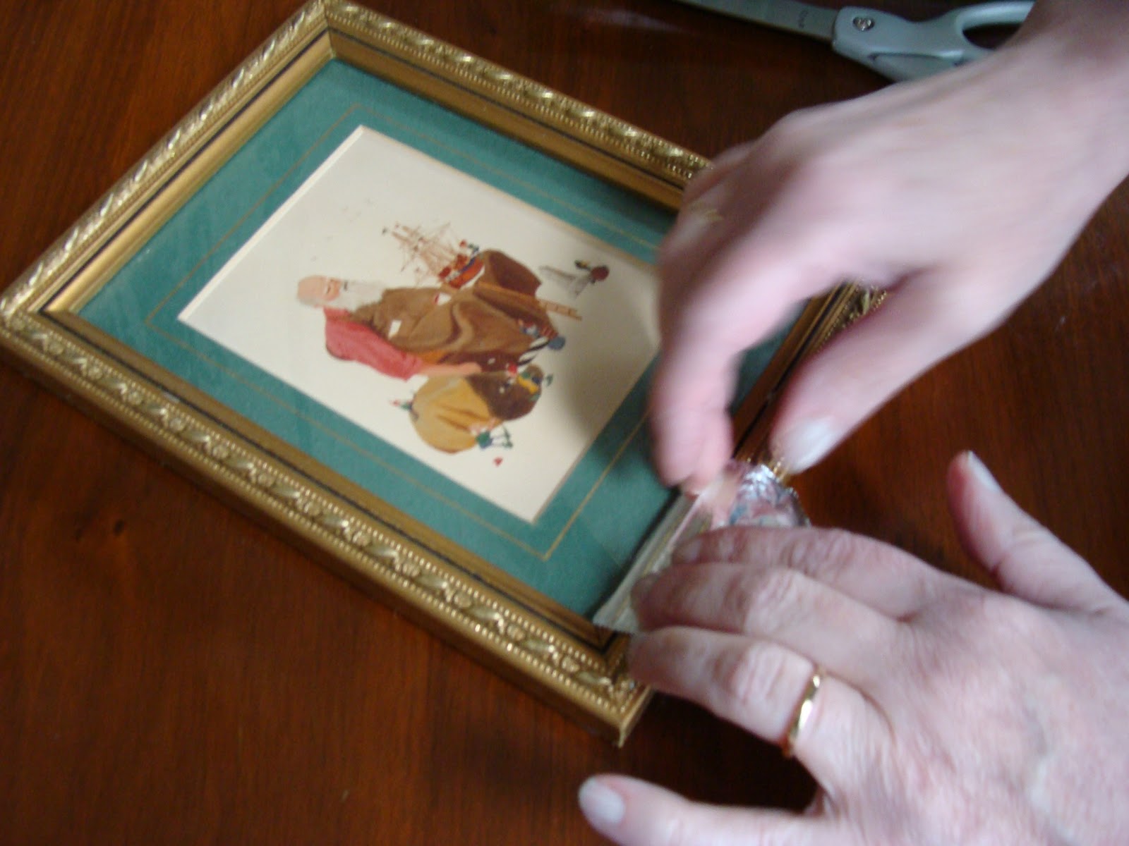 braxton and yancey DIY "silver leaf" picture frames