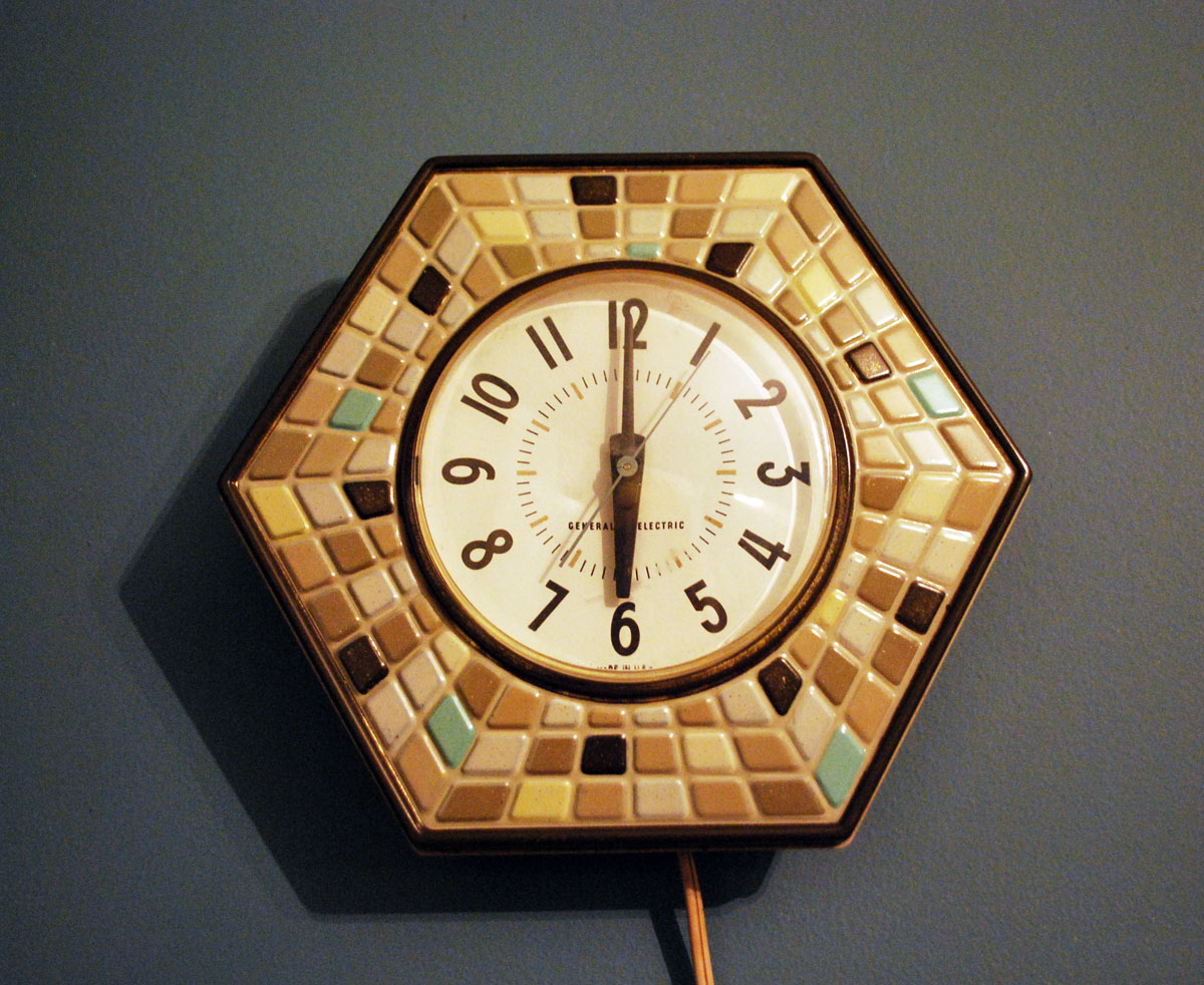 junk2funk Vintage General Electric Hexagon Wall Clock