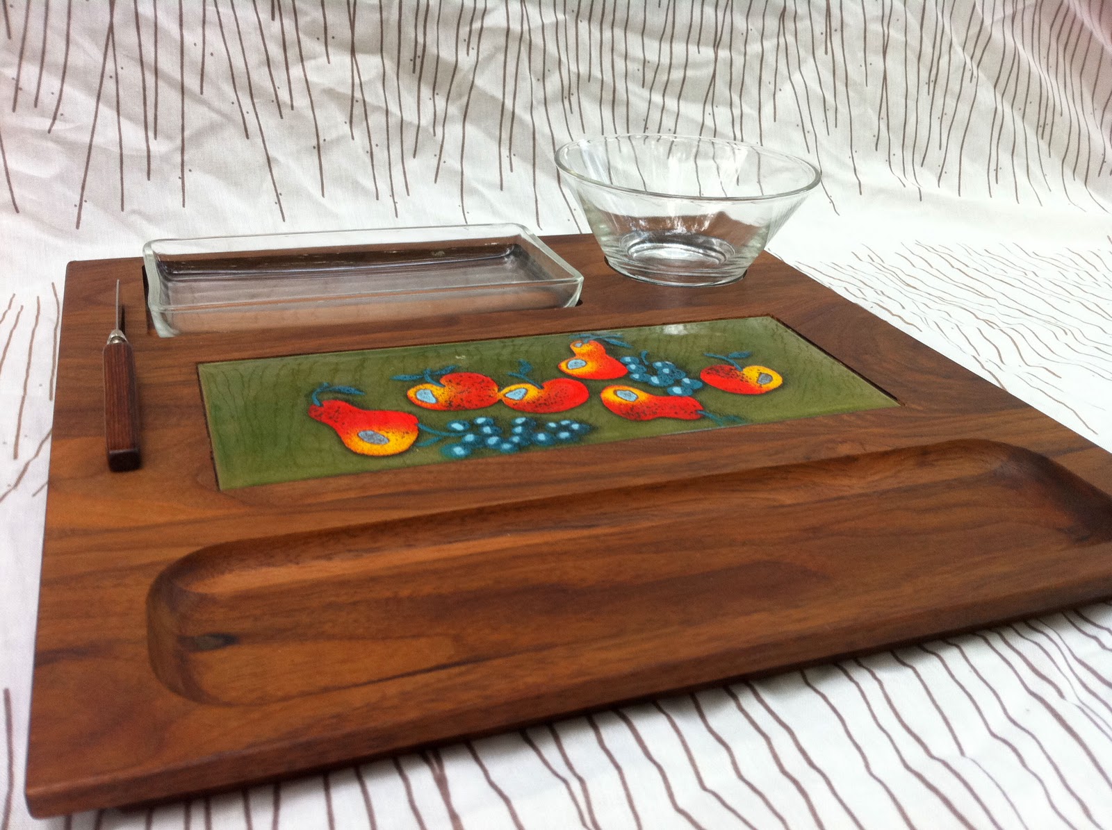 junk2funk Vintage Cheese and Crackers Tray