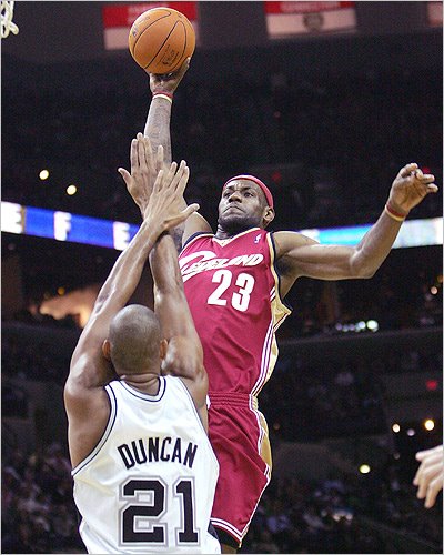 [lebron_playerfilegallery5.jpg]