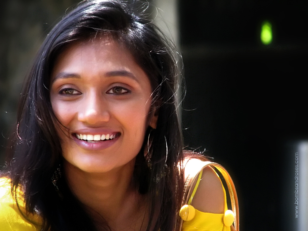 Thurunu Wallpapers: Upeksha Swarnamali