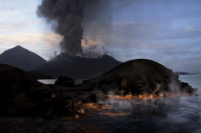 Digaleri.com: Keindahan Gunung Berapi Gambar gunung berapi