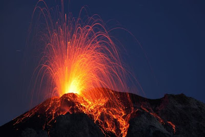 Digaleri.com: Keindahan Gunung Berapi Gambar gunung berapi