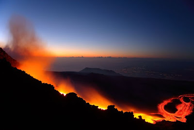 Digaleri.com: Keindahan Gunung Berapi Gambar gunung berapi