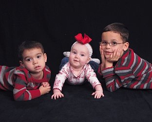 [3+kids.jpg]