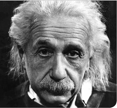 Albert Einstein, uno de los científico más conocidos e importante del siglo XX