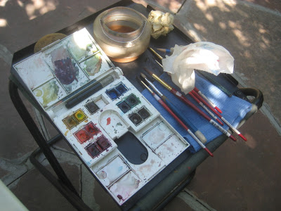 Roland Lee uses a Windsor and Newton travel kit for painting outdoors