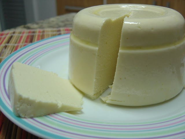 Queijo de Macadâmia e Ágar-ágar Queijo de Macadâmia e Ágar-ágar (vegana)