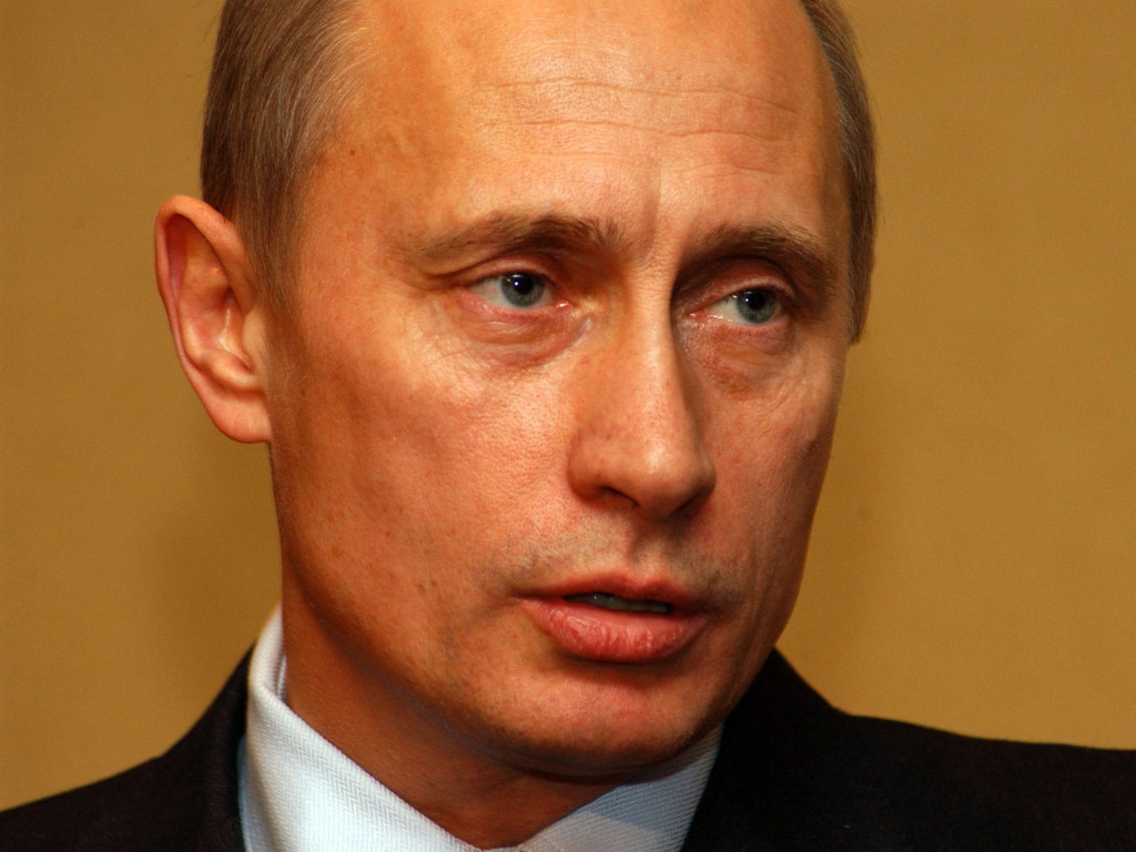 http://4.bp.blogspot.com/_X1QryFC2O28/TPFv1sFYYBI/AAAAAAAAARI/xuriUDxbi0s/s1600/Vladimir%2BPutin.jpg