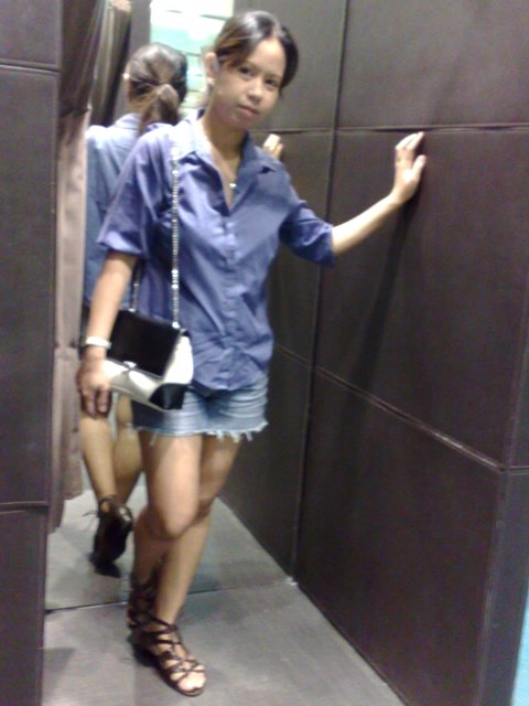 http://4.bp.blogspot.com/_X3hI3hadKJ0/TCdZEbMhmqI/AAAAAAAADlU/oxLet3Aw-AI/s1600/chain+bag.jpg