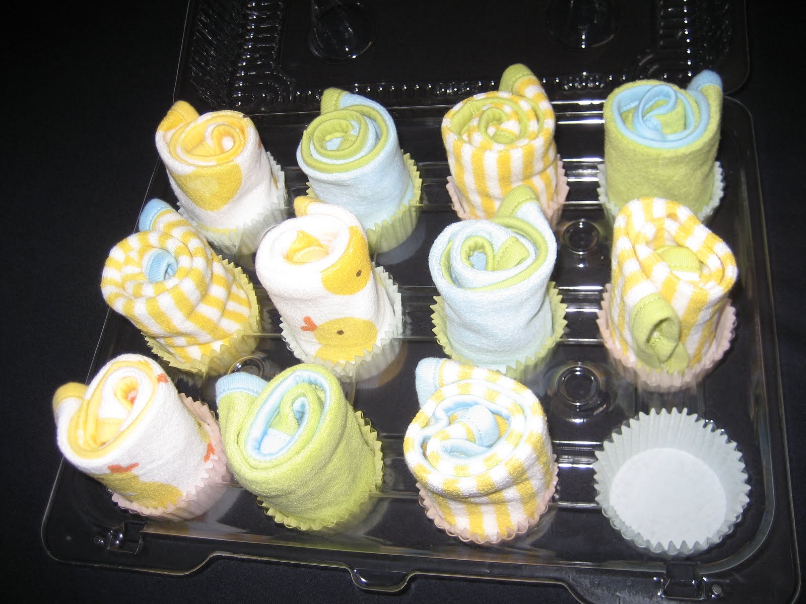 baystateparent BLOG Make Washcloth "Cupcakes" for Baby!