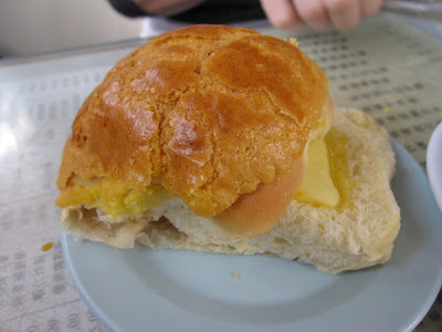 My Wok Life Cooking Blog Hong Kong Local Food - 'Pineapple Bun with Butter' Bo Lo Yao (菠萝油)