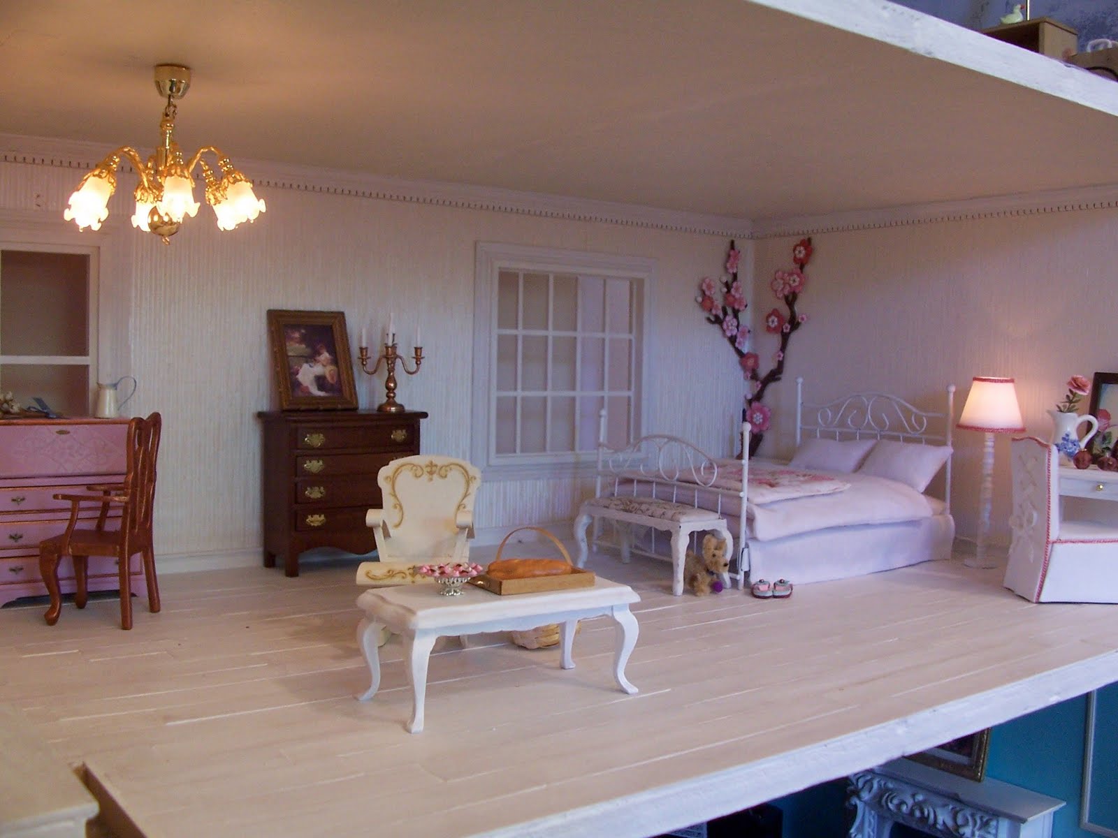 Knotty By Nature Dollhouse Lighting for Brookhaven what a difference!