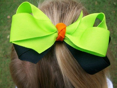 [balck+and+lime+green+with+orange+knot.jpg]