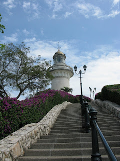 Jodi west in Guayaquil