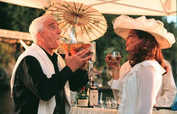 http://4.bp.blogspot.com/_XBcVB7CTPCM/TPSCtUgAk4I/AAAAAAAAD04/9FmsfRcy0jM/s400/Leslie+Nielsen+wrongfully+accused.jpg