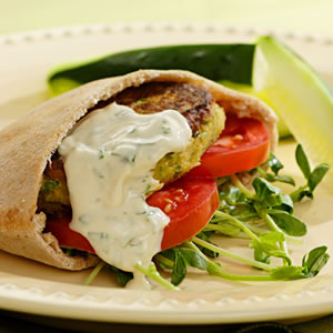 [falafel+sauce.JPG]