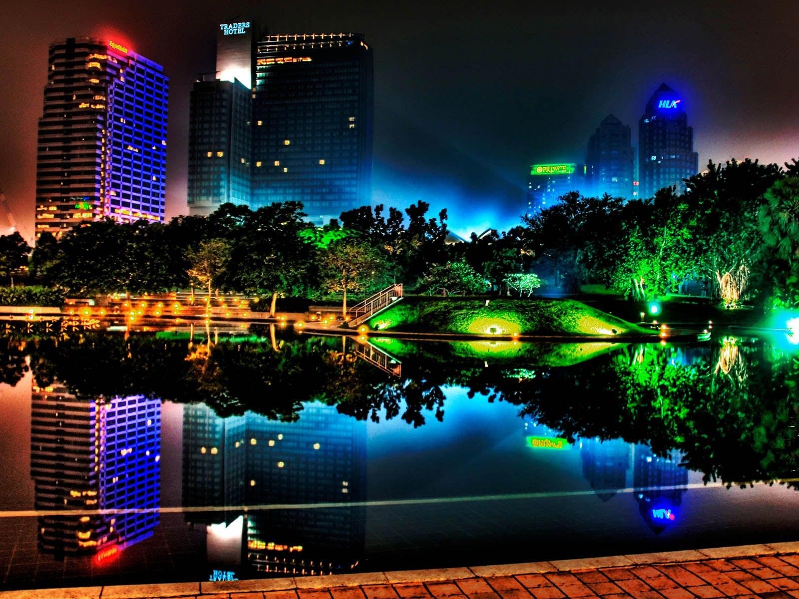 http://4.bp.blogspot.com/_XF_J0xP6x-w/TQ5Oh8tp0aI/AAAAAAAAAnE/a10pQuVaCq4/s1600/Night-Neon-1600x1200.jpg