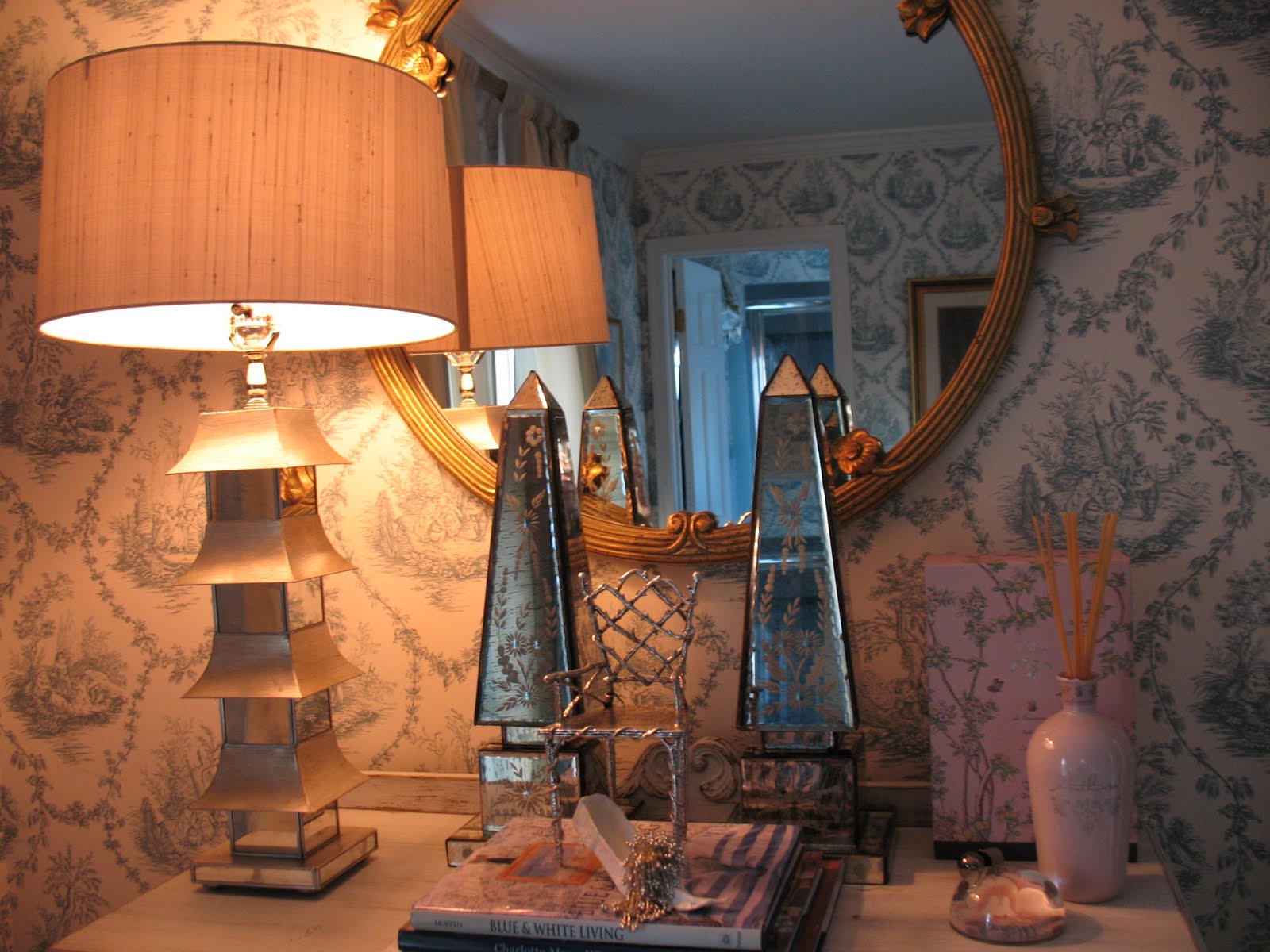 Obelisk Decorating Decorating with obelisks