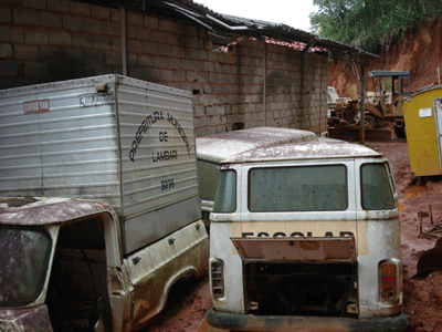 [Sucatas_Prefeitura_016_6.gif]