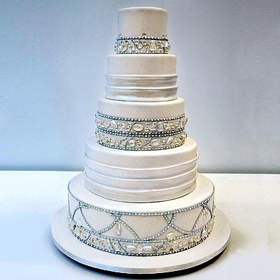 pictures of wedding cakes with bling pictures of wedding cakes with bling