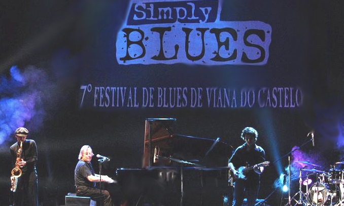 [MBB_SIMPLY_palco2.jpg]