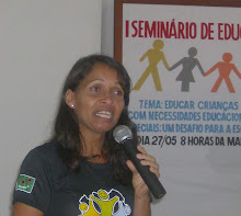 A Senhora Aidê Nunes, Primeira Dama, Acolhendo os Participantes do Semináro