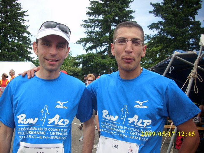 [COUREURS06090.JPG]