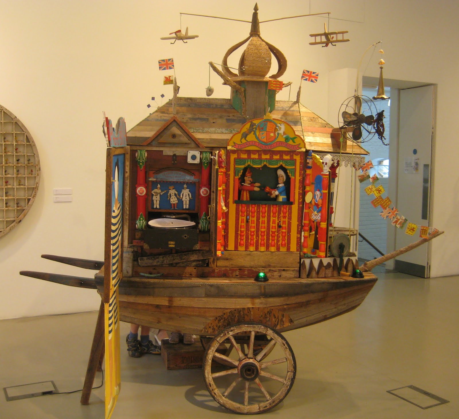 Robert Race sculptures animées dans AUTOMATES AUTOMATA race8