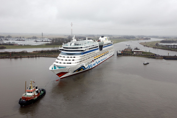 [New+AIDAluna+Launched+Maiden+Voyage+ozXmpCZSLyll.jpg]