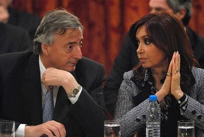 Kirchner pedirá que Grupo do Rio condene exploração de petróleo nas Malvinas