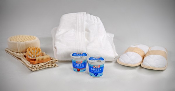 [Yoplait-Greek_WEB_v2-600x312.jpg]