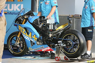 Perkembangan_SUZUKI_GSV-R_Memuaskan BalapMotoGP2009_RIZLA_SUZUKI(2206)