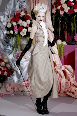 Dior Haute Couture 2010@marielscastle.blogspot.com