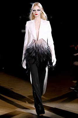 Givenchy Haute Couture Spring 2010@marielscastle.blogspot.com