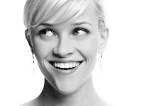 Reese Witherspoon is hot