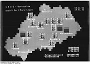 [180px-Bundesarchiv_Bild_183-1990-0131-002,_Chemnitz,_Computersimulation,_Smog.jpg]