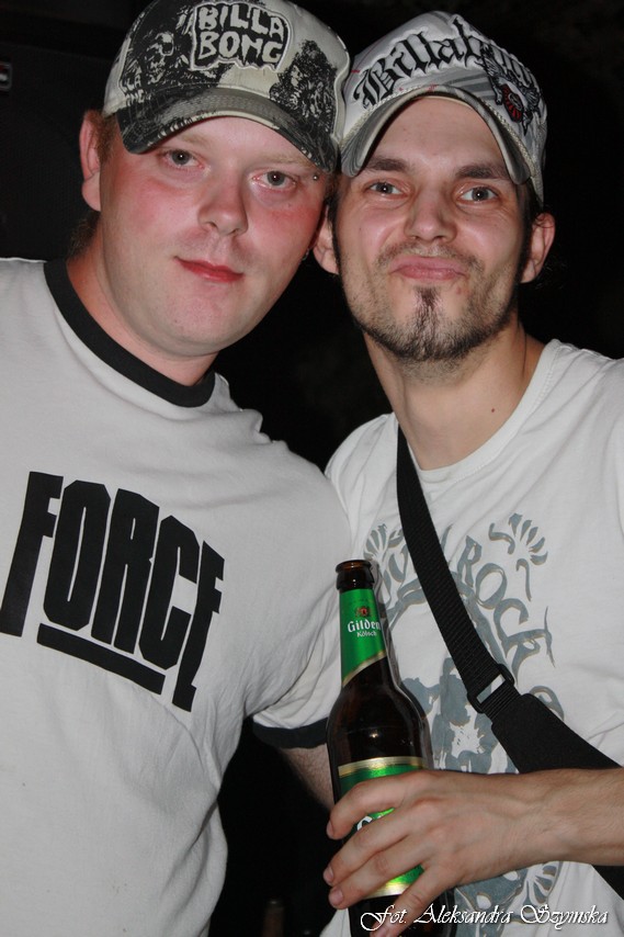 [2009-08-09_00259.jpg]