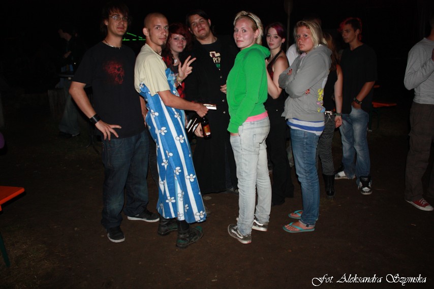 [2009-08-09_00227.jpg]