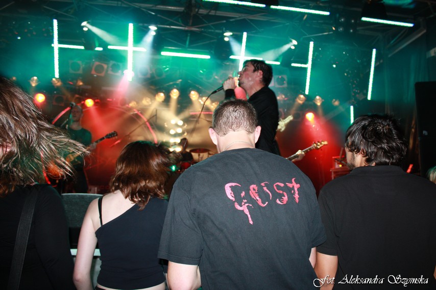 [2009-08-08_00193.jpg]