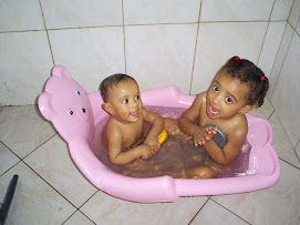 Olha as duas de novo