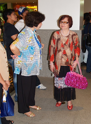 ensemble fashion style sighting lookbook model designers blogger
