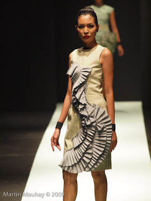 Chris Diaz philippine fashion week 2010 spring summer
