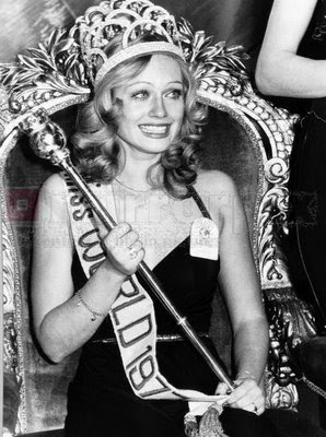 MISS WORLD HISTORY - Page 2 1977Mary+Stavin+-+Sweden