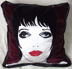 LIZA PILLOW