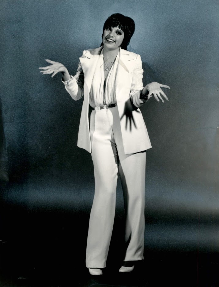 Liza Minnelli knows how to